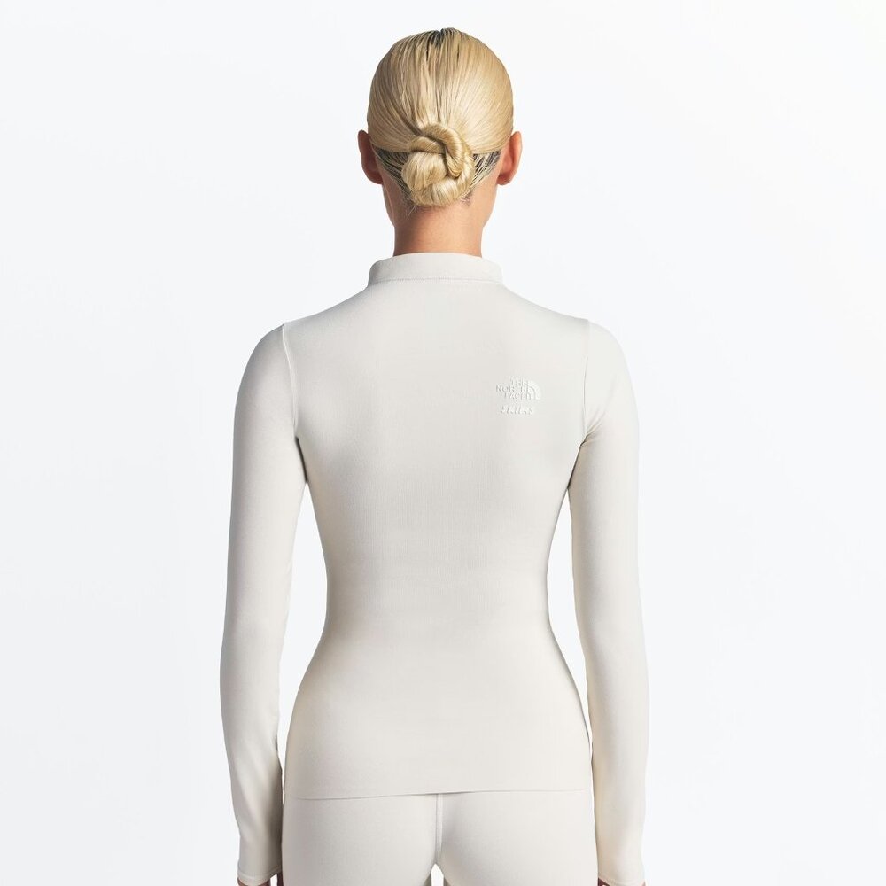 The North Face x SKIMS Refina Long Sleeve Top & Leggings Set – Bone, Size M - Picture 7 of 9